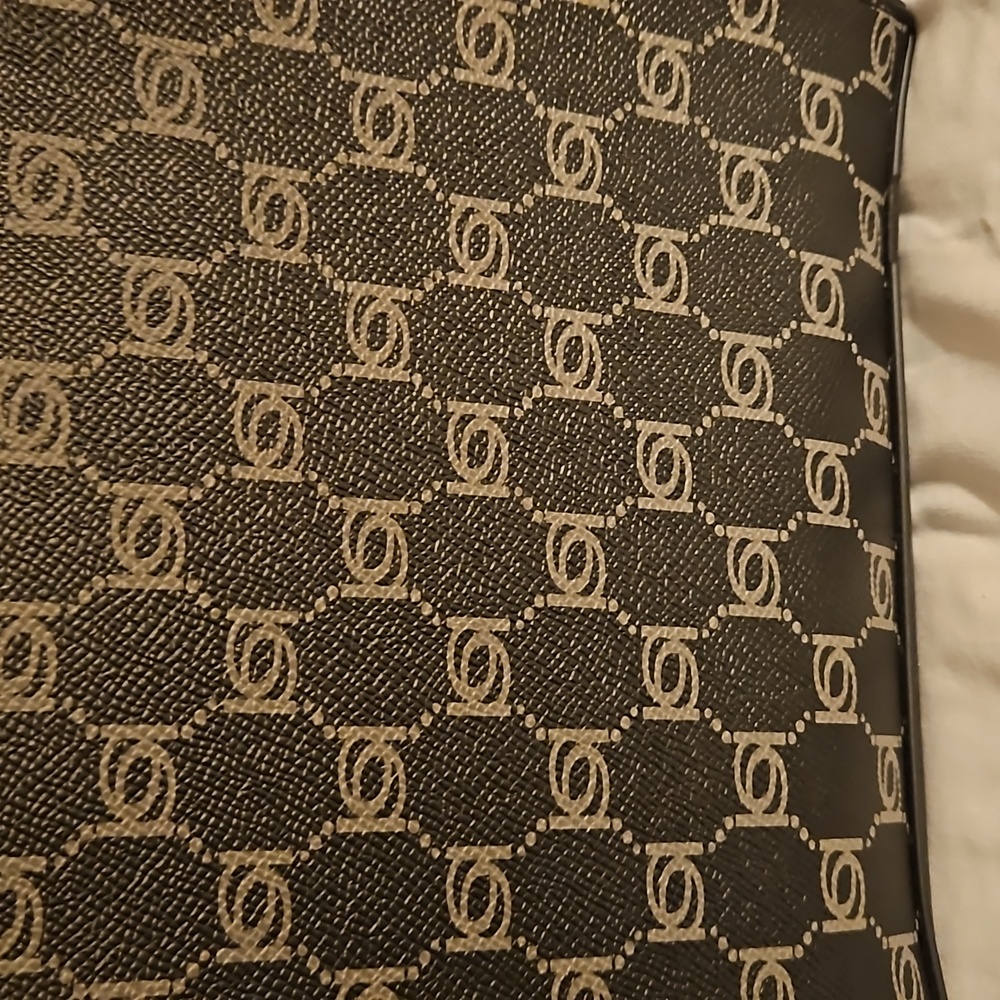 Handbag - Picture 3 of 3